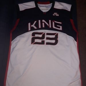 James Jersey